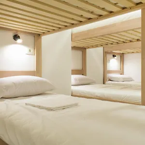 Albergue Gravitas 